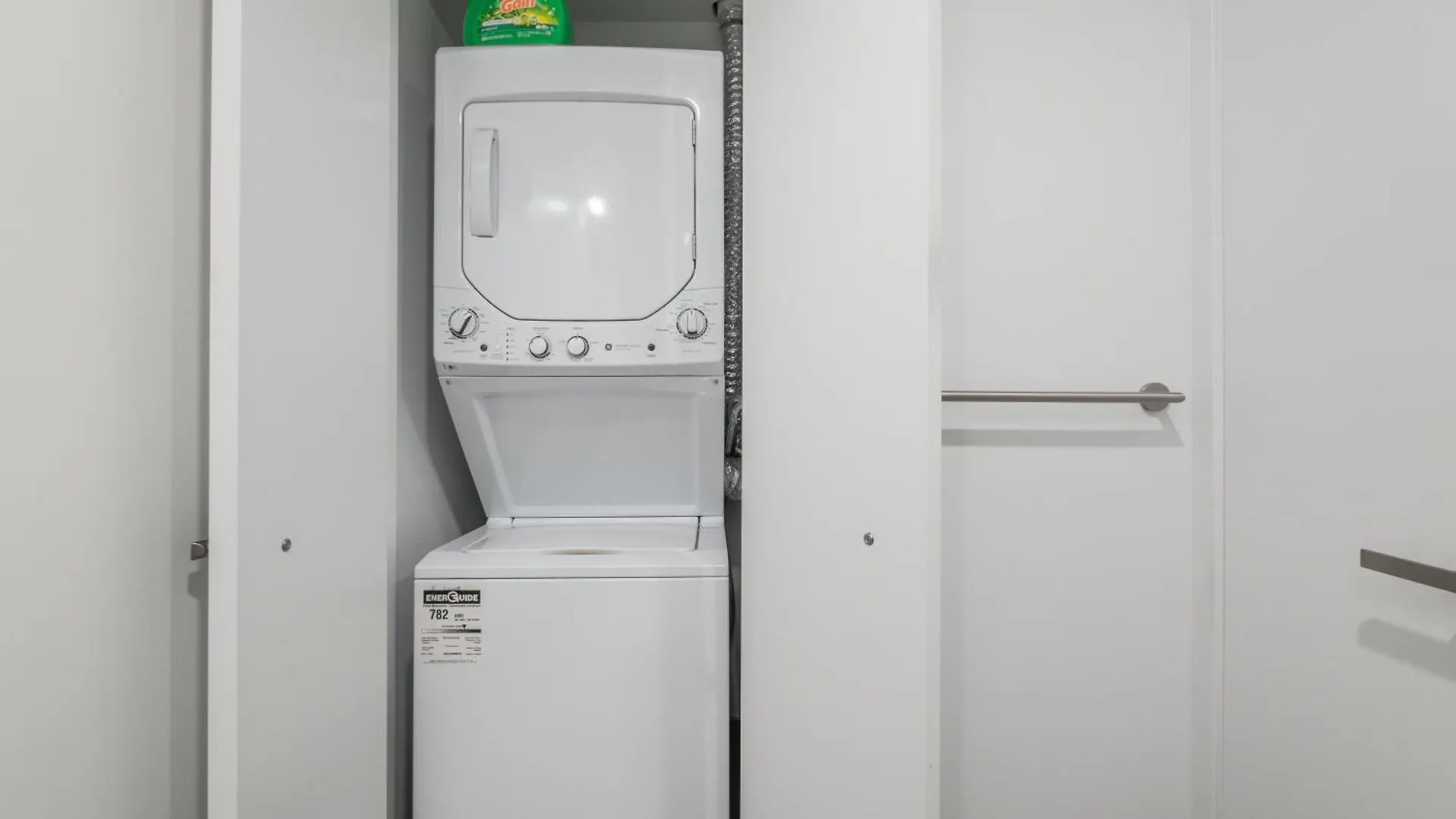 Designer 1Br Suite With Cn Tower, Skyline View Toronto Canada