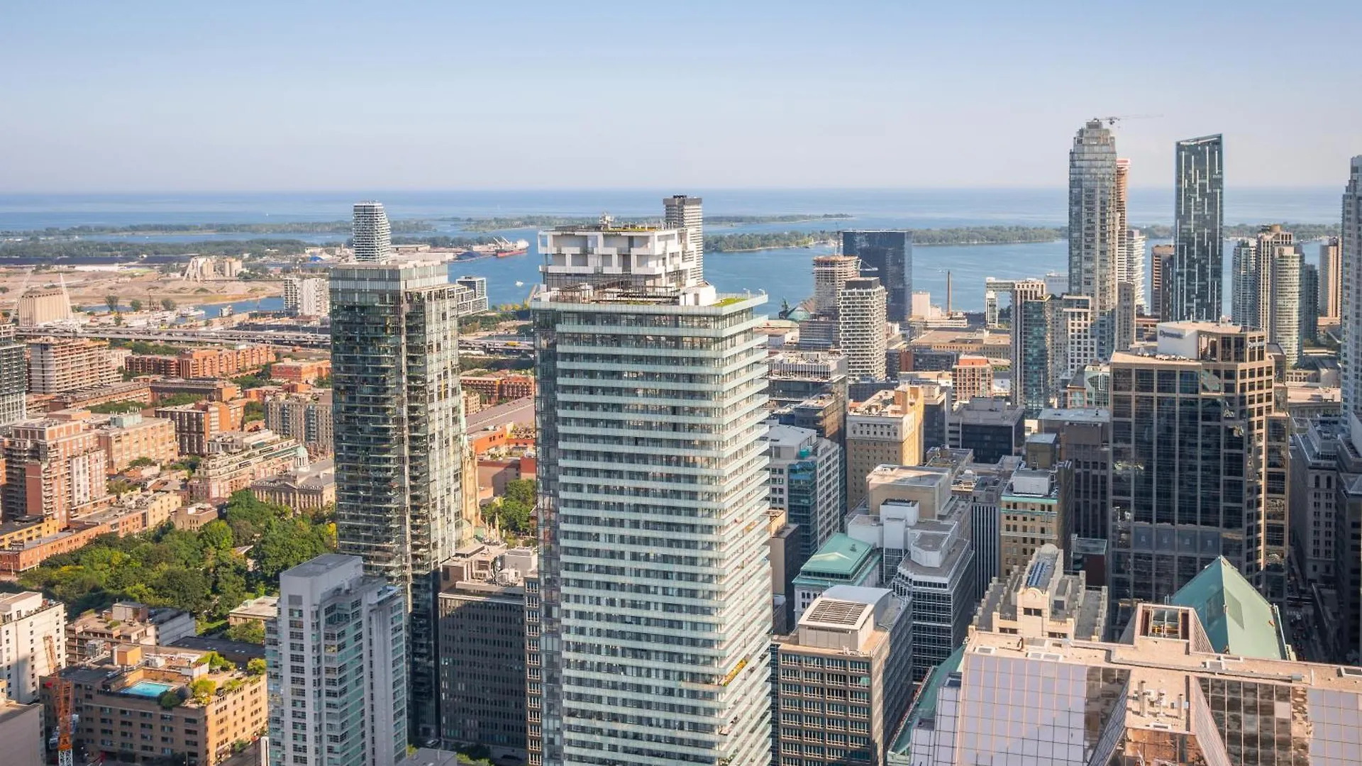 Designer 1Br Suite With Cn Tower, Skyline View Toronto